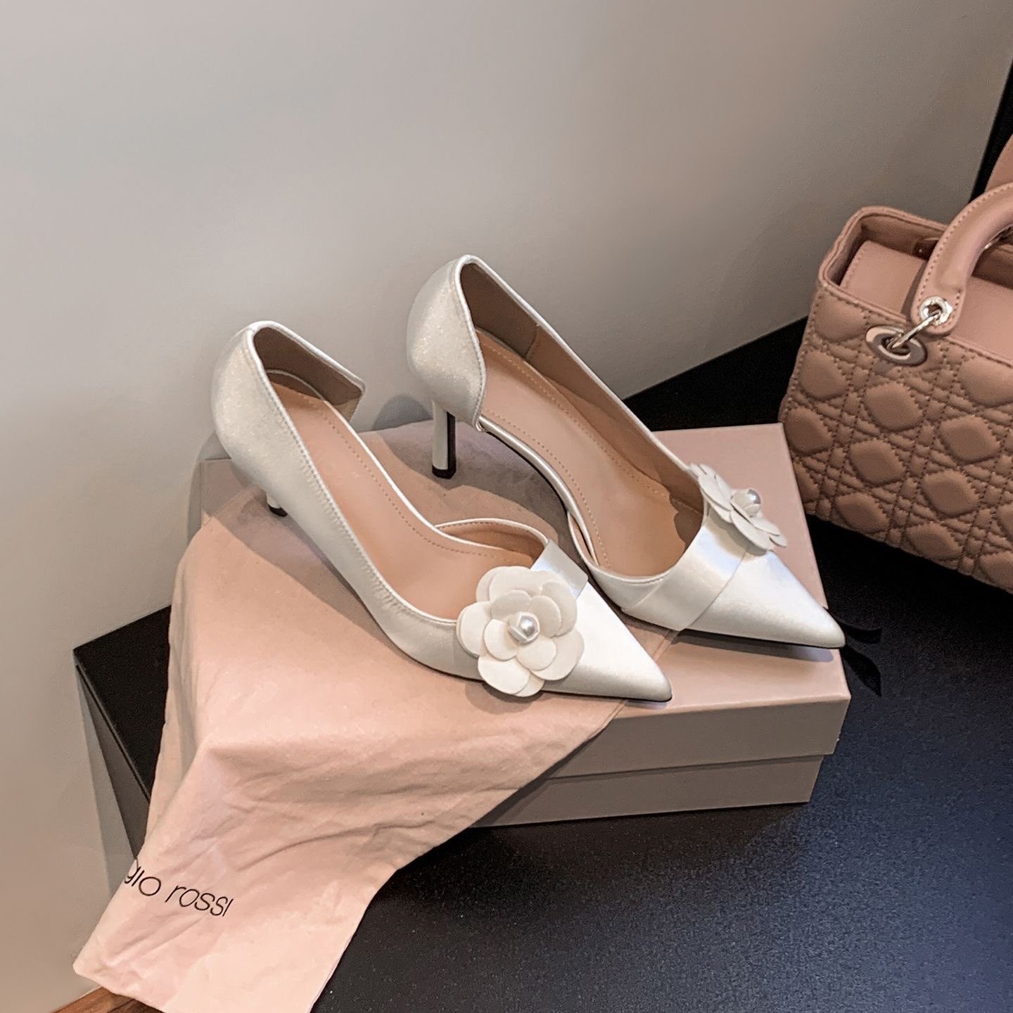 Saten Sivri Burun Stiletto Top - Women Formal Wear Sale incelemesi ve fiyatı